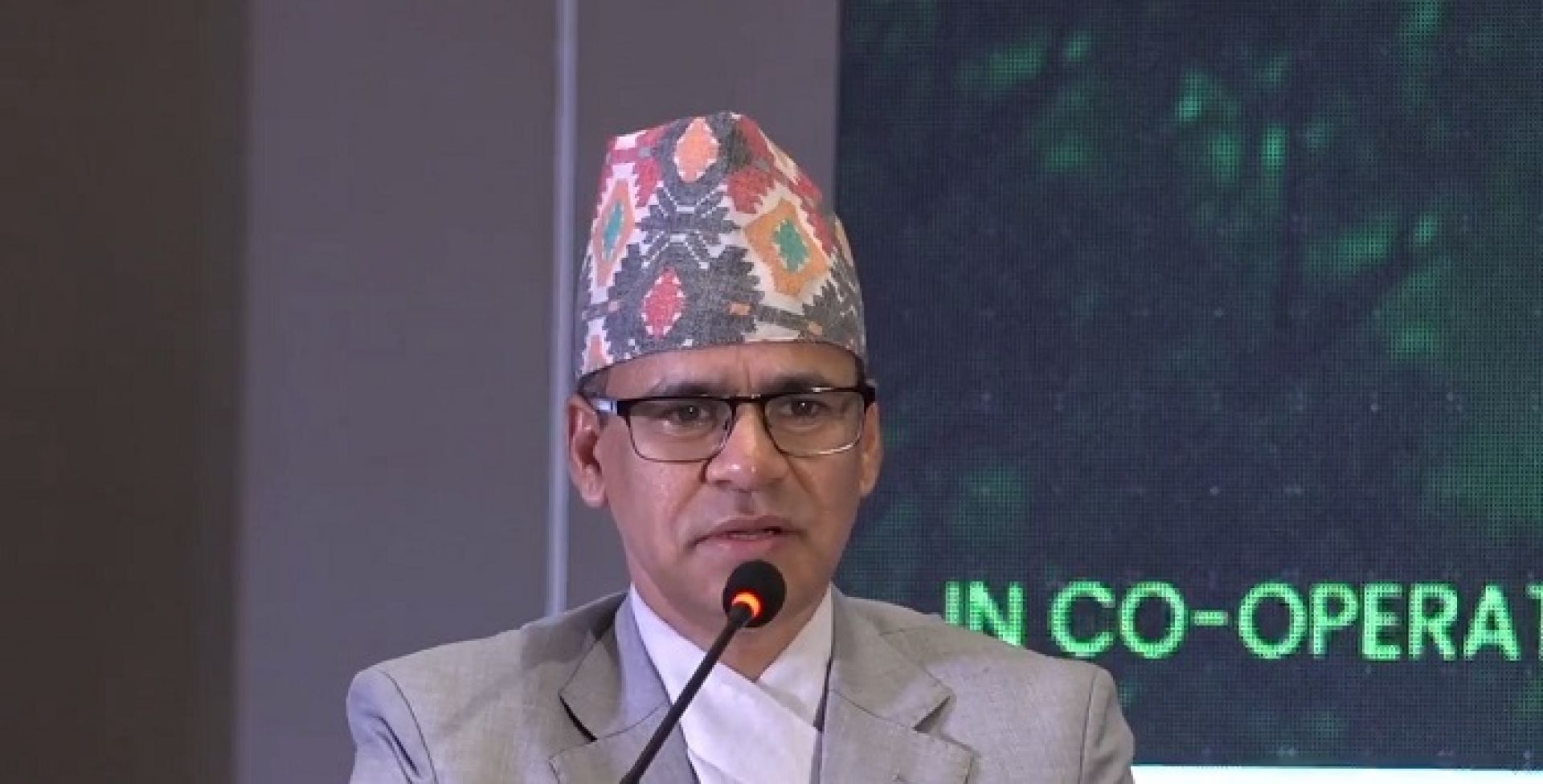 ईभी प्रवर्द्धनमा नेपाल अग्रणी देशहरूको सूचीमा पर्छ, थप सुढृढ बनाउ आवश्यक छ : अर्थसचिव 
